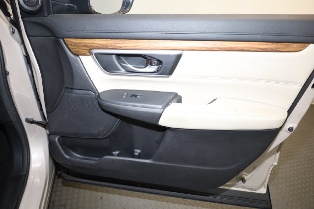 Thumbnail: 2017 Honda CR-V - 37