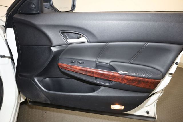 Thumbnail: 2011 Honda Accord Crosstour - 35