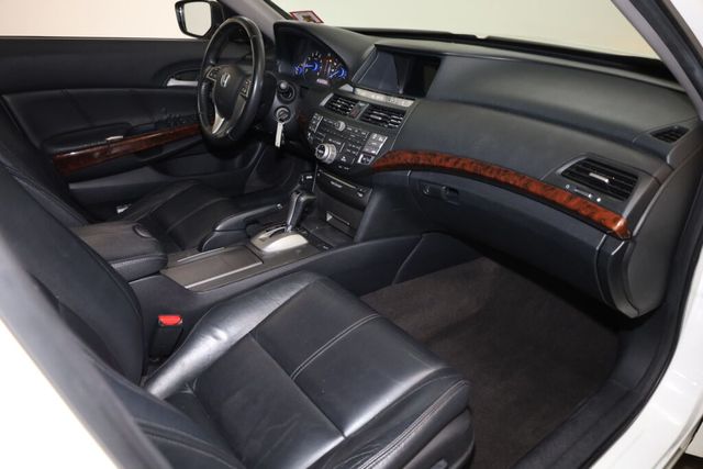 Thumbnail: 2011 Honda Accord Crosstour - 11