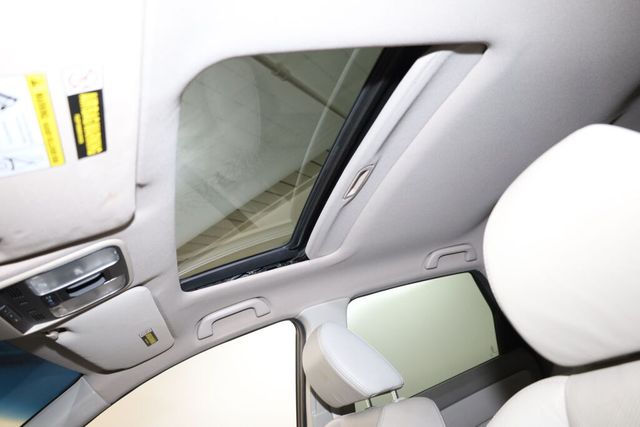 Thumbnail: 2011 Acura RDX - 28