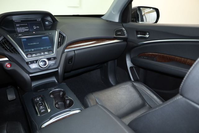 Thumbnail: 2019 Acura MDX - 30