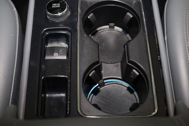 Thumbnail: 2020 Lincoln Corsair - 16