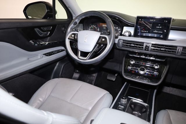 Thumbnail: 2020 Lincoln Corsair - 9