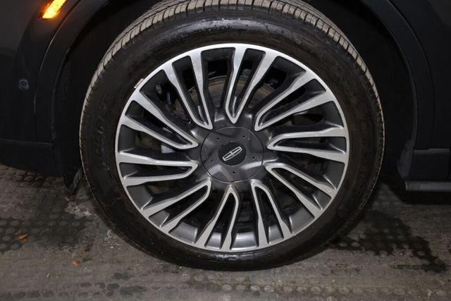 Thumbnail: 2020 Lincoln Corsair - 7