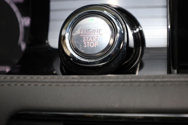 Thumbnail: 2020 Lincoln Corsair - 38