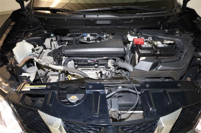 2016 Nissan Rogue SL 8