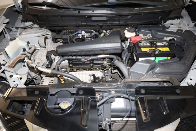Thumbnail: 2014 Nissan Rogue - 8