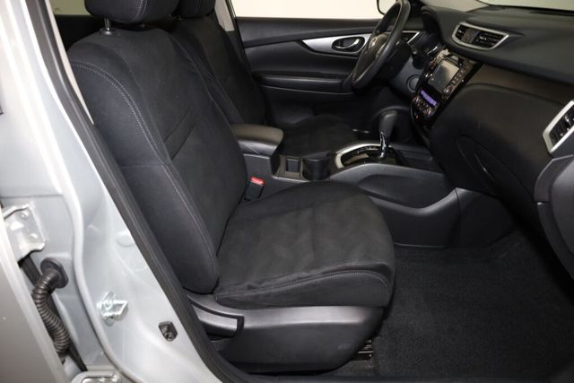 Thumbnail: 2014 Nissan Rogue - 37