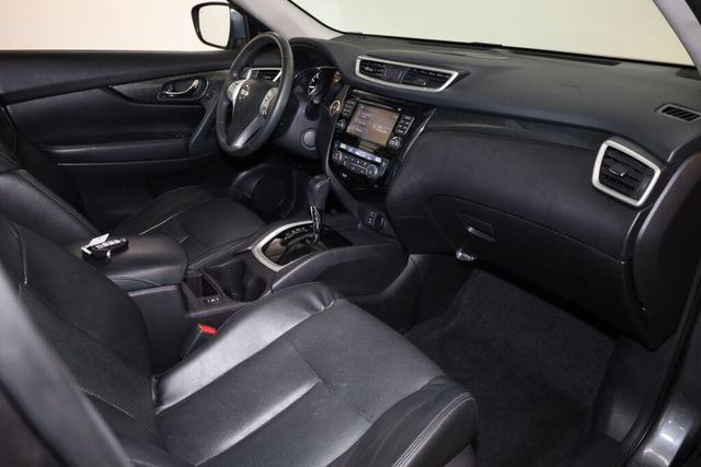 Thumbnail: 2015 Nissan Rogue - 39