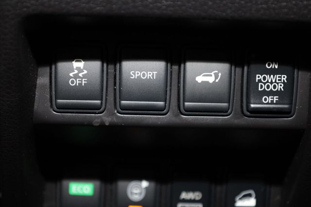 Thumbnail: 2015 Nissan Rogue - 29