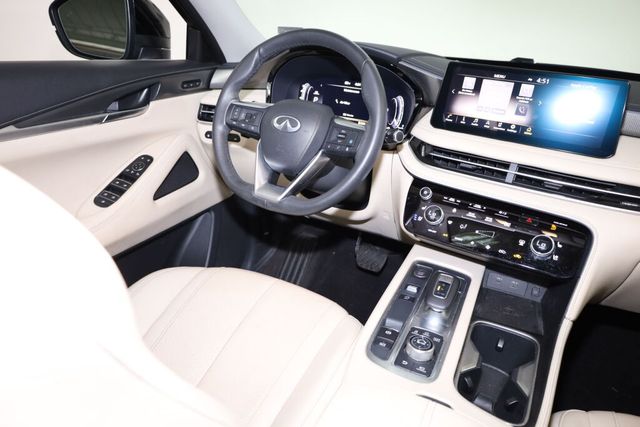 Thumbnail: 2023 INFINITI QX60 - 13