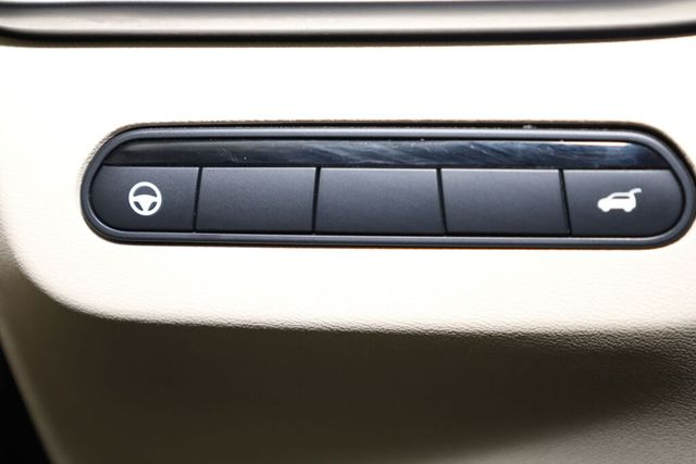 Thumbnail: 2023 INFINITI QX60 - 28