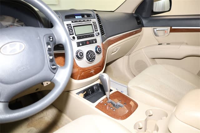 Thumbnail: 2009 Hyundai Santa Fe - 15