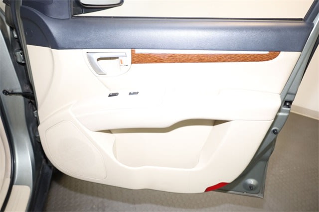 Thumbnail: 2009 Hyundai Santa Fe - 28