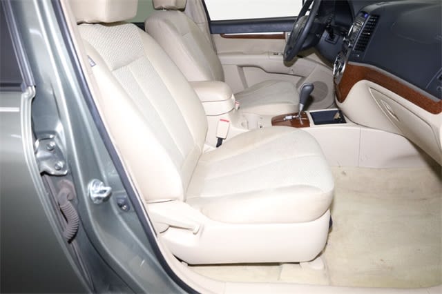 Thumbnail: 2009 Hyundai Santa Fe - 27