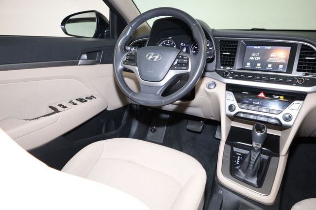 Thumbnail: 2018 Hyundai Elantra - 13