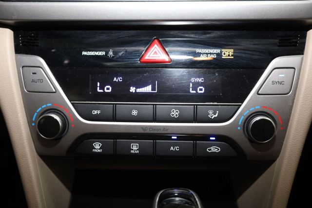 Thumbnail: 2018 Hyundai Elantra - 35