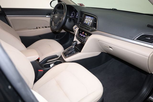 Thumbnail: 2018 Hyundai Elantra - 39