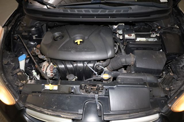 Thumbnail: 2011 Hyundai Elantra - 8