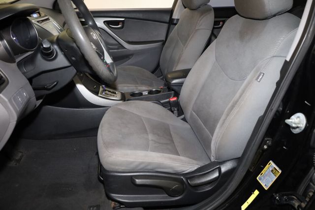Thumbnail: 2011 Hyundai Elantra - 10