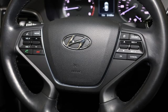 Thumbnail: 2017 Hyundai Sonata - 38