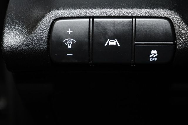 Thumbnail: 2021 Hyundai Elantra - 27