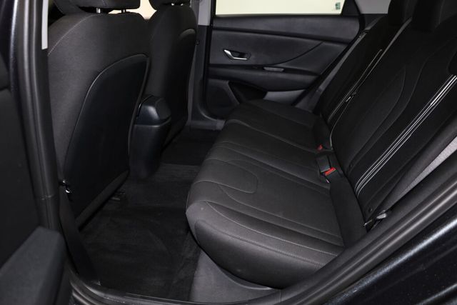 Thumbnail: 2021 Hyundai Elantra - 11
