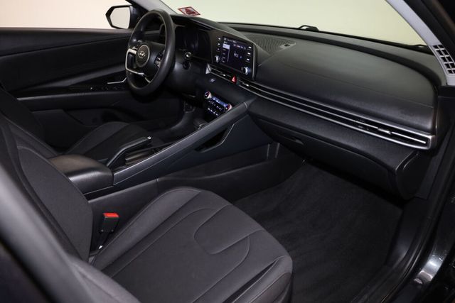 Thumbnail: 2021 Hyundai Elantra - 35