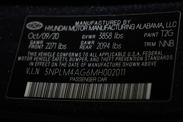 Thumbnail: 2021 Hyundai Elantra - 17