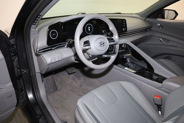 Thumbnail: 2021 Hyundai Elantra - 2