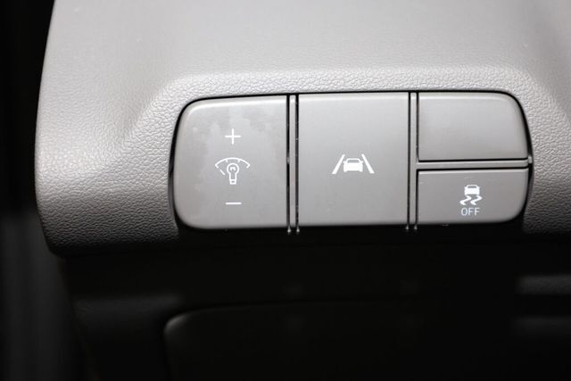 Thumbnail: 2021 Hyundai Elantra - 28