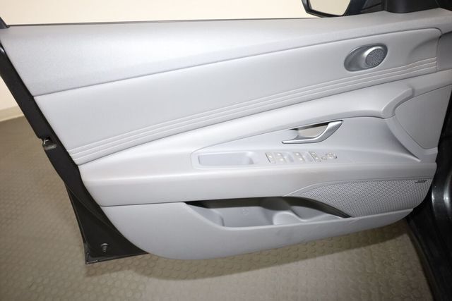 Thumbnail: 2021 Hyundai Elantra - 27