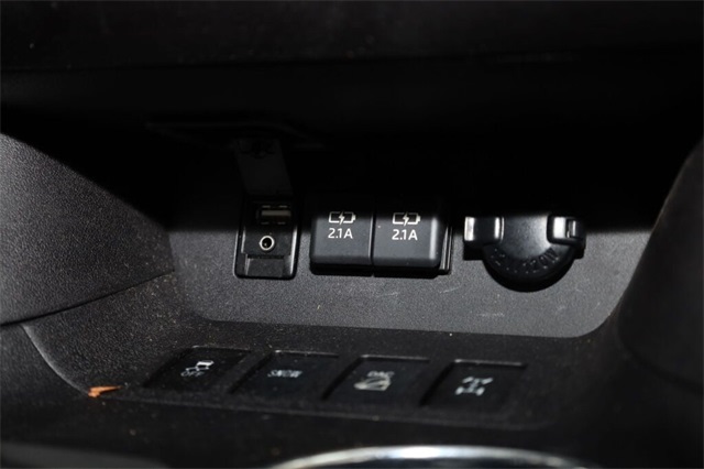 Thumbnail: 2019 Toyota Highlander - 38