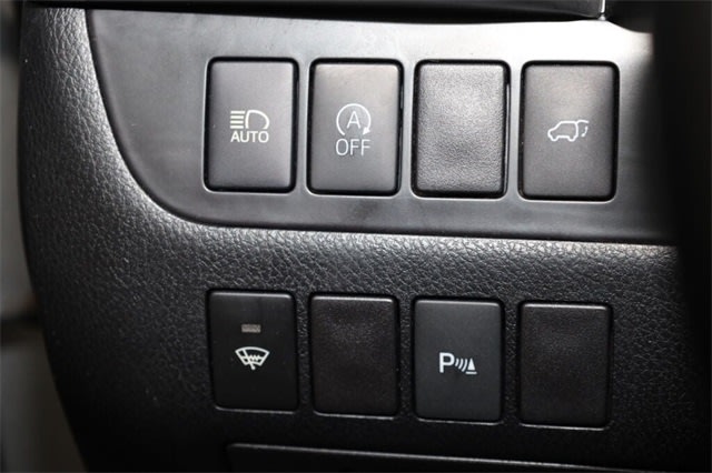 Thumbnail: 2019 Toyota Highlander - 31