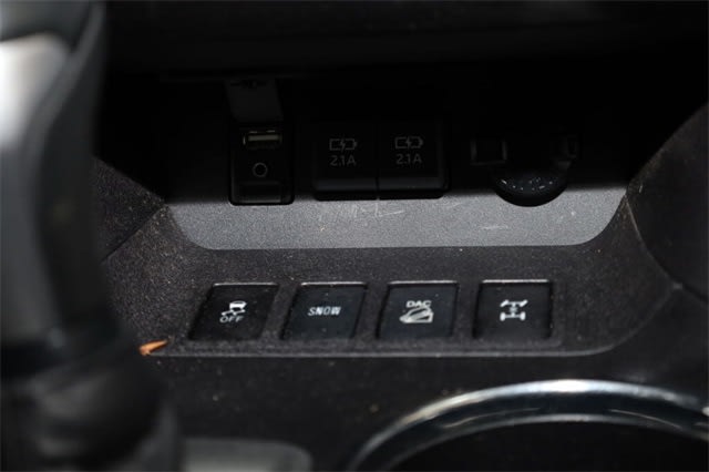 Thumbnail: 2019 Toyota Highlander - 37