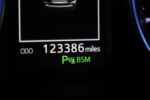 Thumbnail: 2019 Toyota Highlander - 17