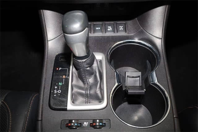 Thumbnail: 2019 Toyota Highlander - 16