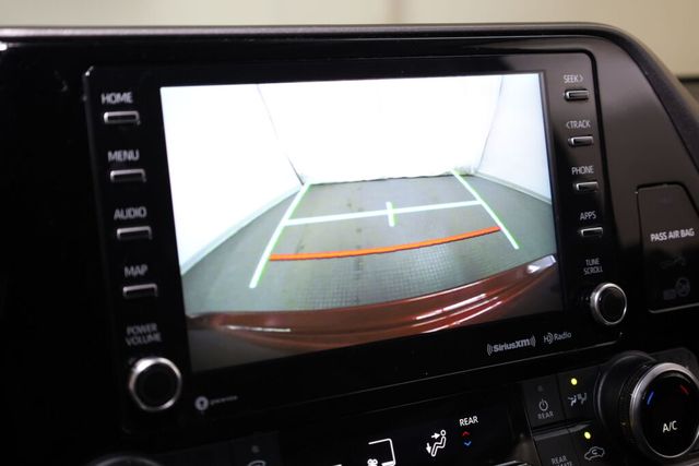 Thumbnail: 2021 Toyota Highlander - 15