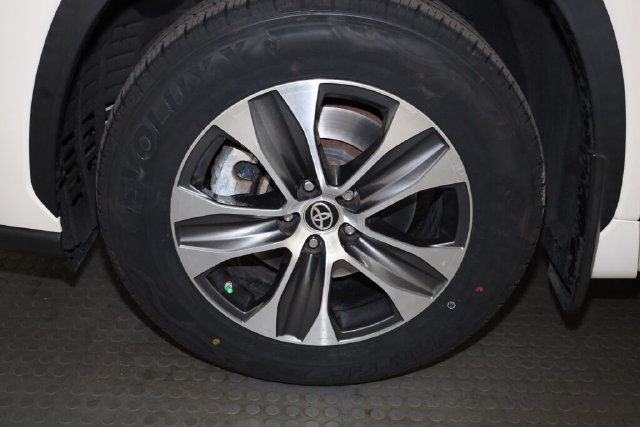 Thumbnail: 2021 Toyota Highlander - 7