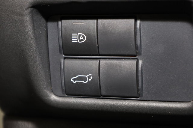 Thumbnail: 2021 Toyota Highlander - 27