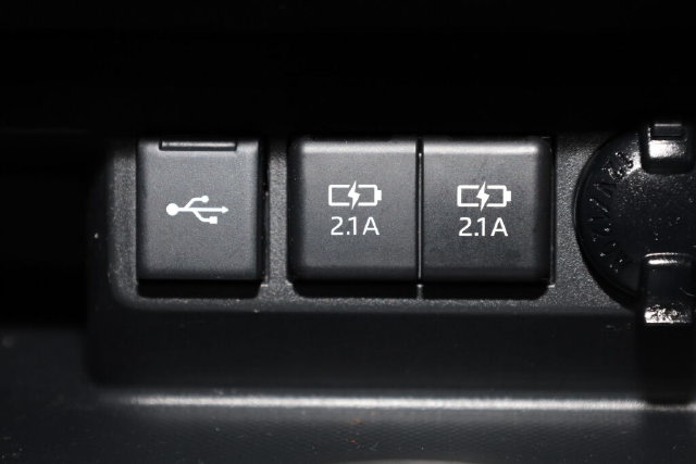 Thumbnail: 2021 Toyota Highlander - 36