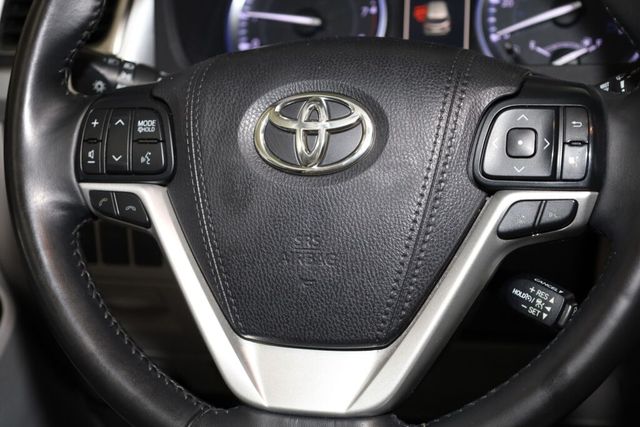 Thumbnail: 2018 Toyota Highlander - 38