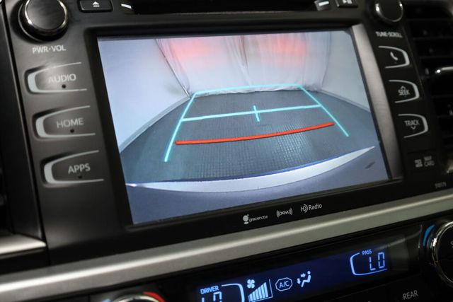 Thumbnail: 2018 Toyota Highlander - 15