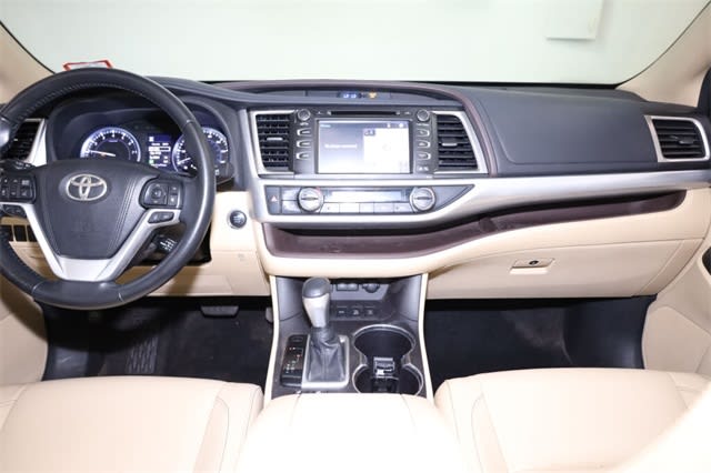 Thumbnail: 2018 Toyota Highlander - 13