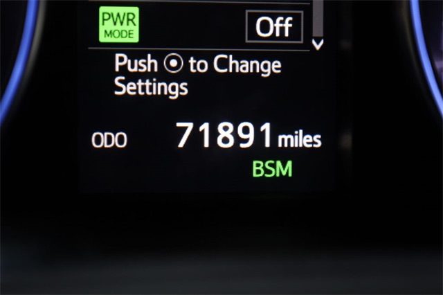 Thumbnail: 2018 Toyota Highlander - 17