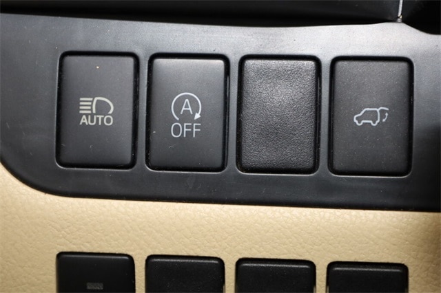 Thumbnail: 2018 Toyota Highlander - 30