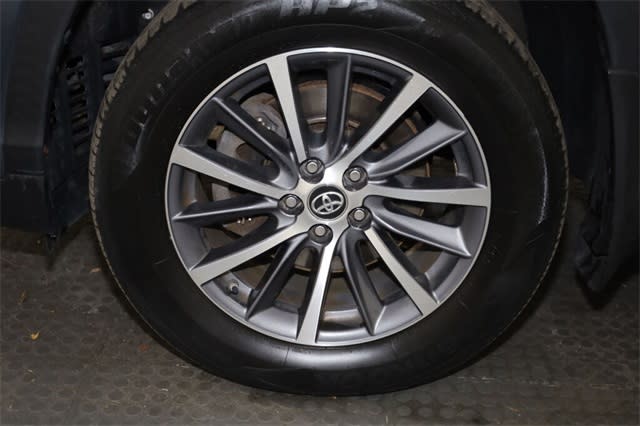 Thumbnail: 2018 Toyota Highlander - 7