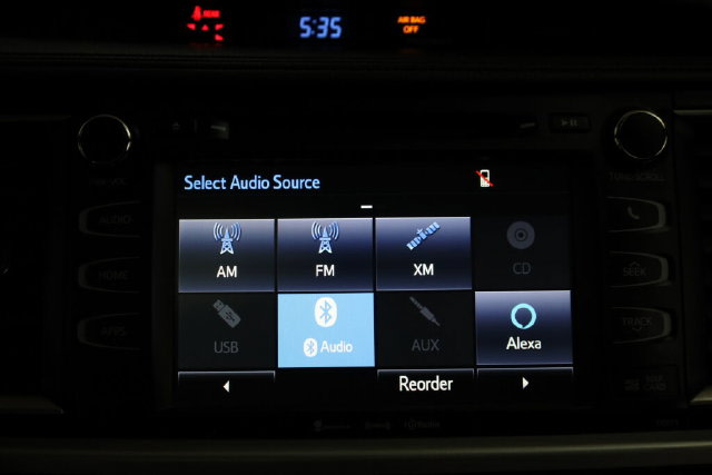 Thumbnail: 2018 Toyota Highlander - 30