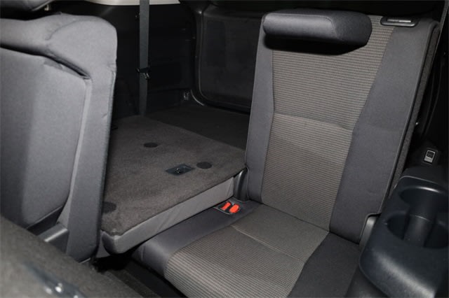 Thumbnail: 2023 Toyota Highlander - 28