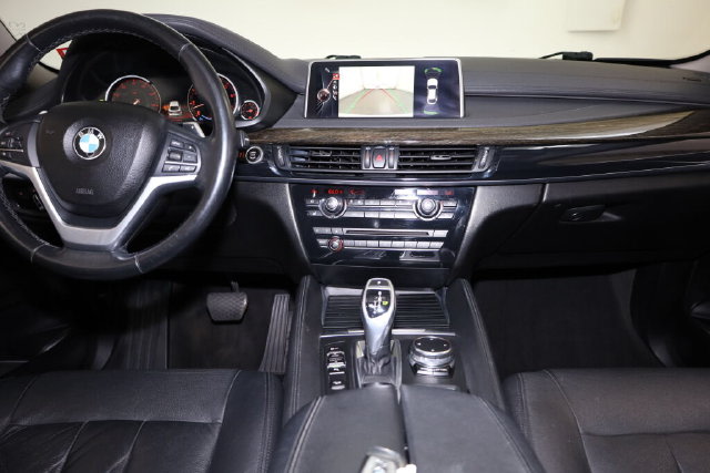 Thumbnail: 2016 BMW X6 - 14